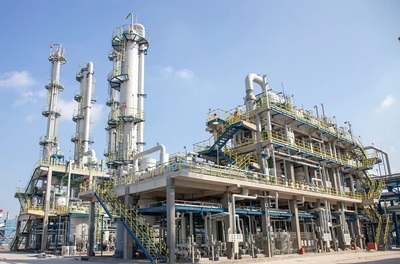 創(chuàng)新突破，自主自強(qiáng)——我國首個丁二烯法己二腈工業(yè)化項目投產(chǎn)引領(lǐng)產(chǎn)業(yè)升級